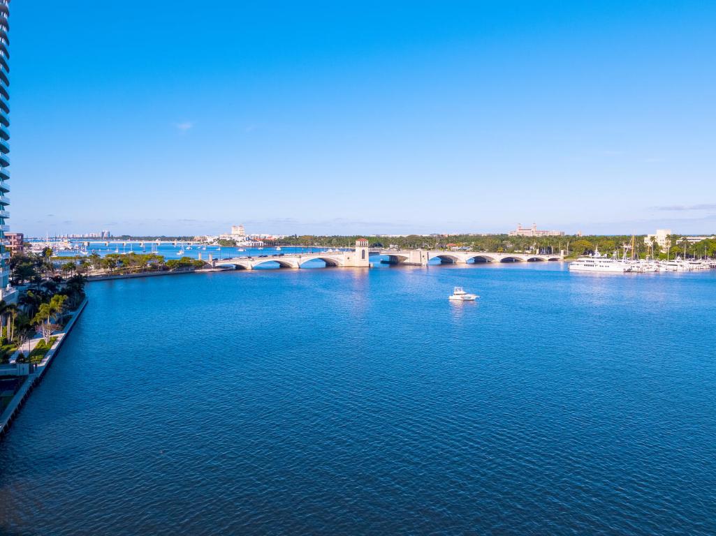 1200 S Flagler Drive 1906, West Palm Beach Unit: 1906