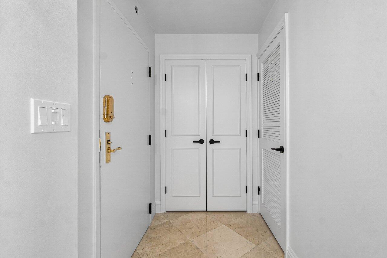 1200 S Flagler Drive 1906, West Palm Beach Unit: 1906