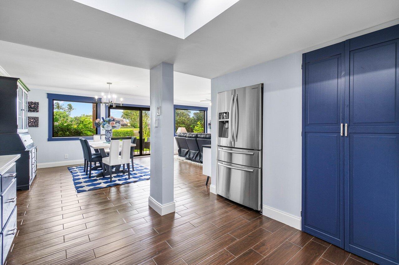 3875 NW 7th Place