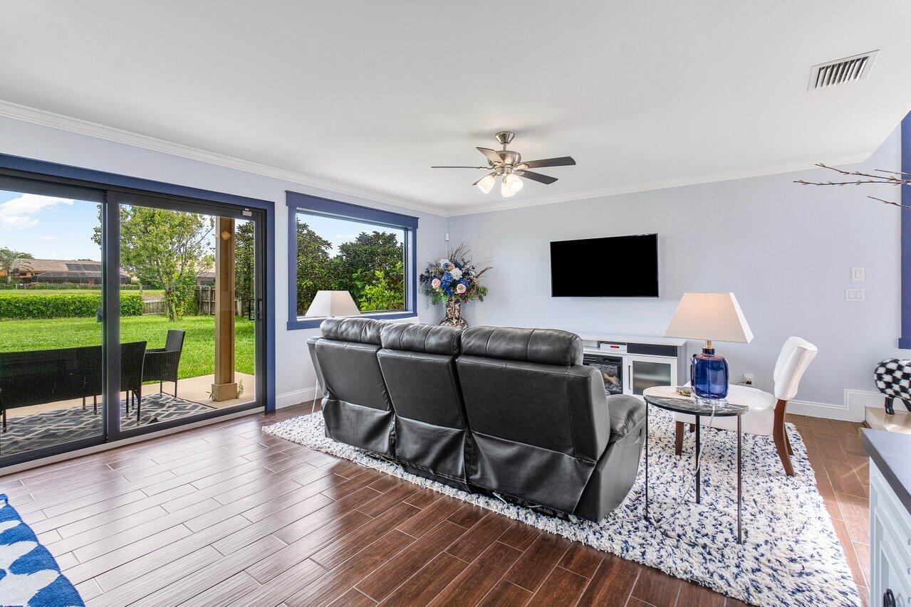 3875 NW 7th Place