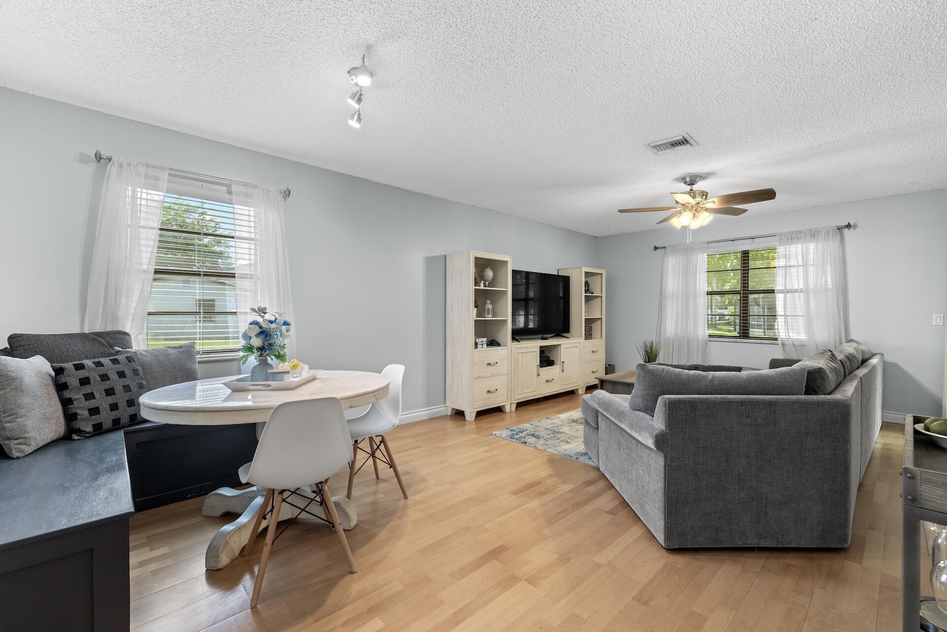 70 N Mahoris Drive