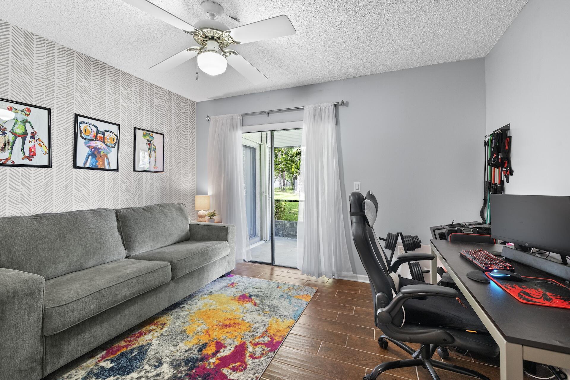 70 N Mahoris Drive