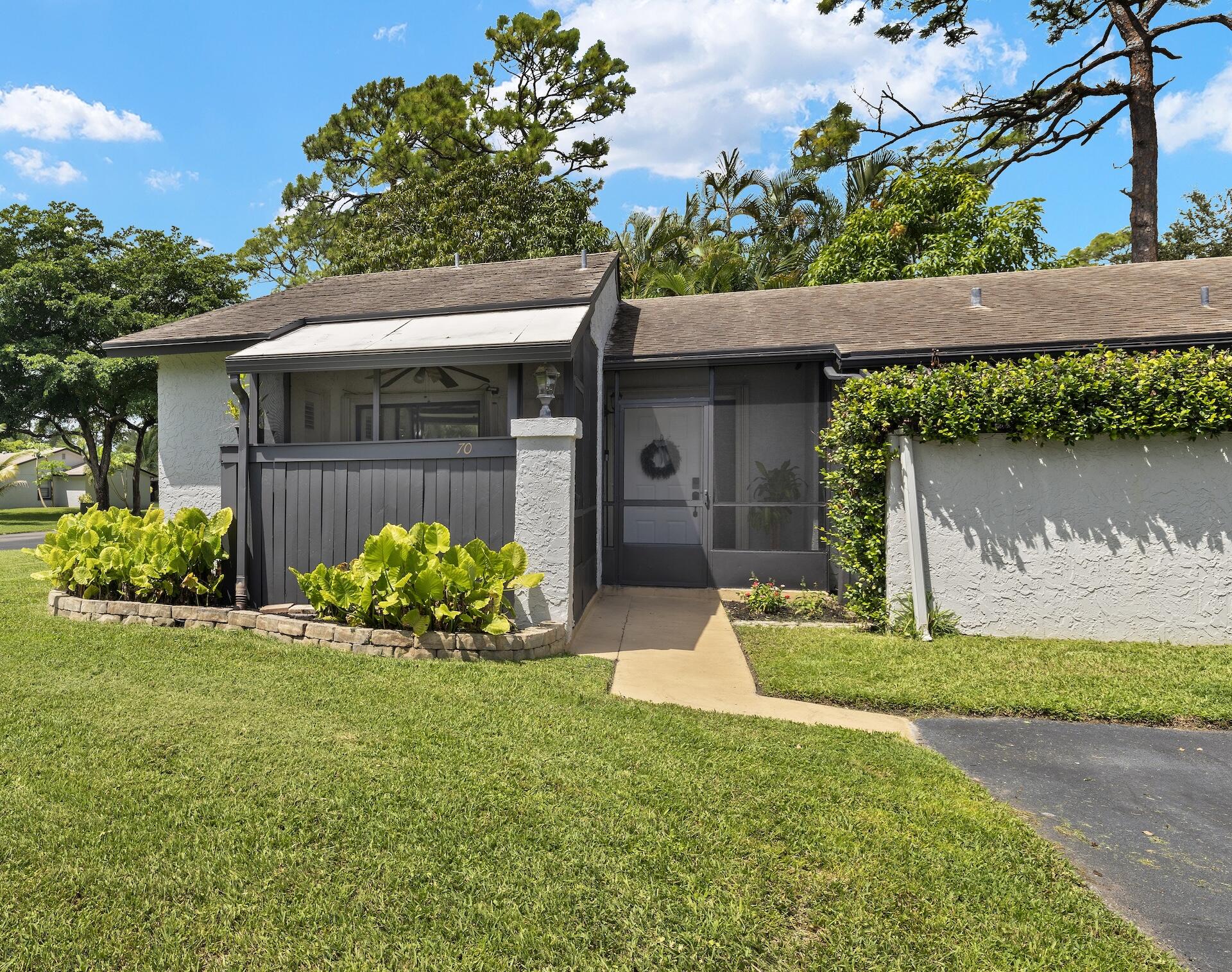 70 N Mahoris Drive