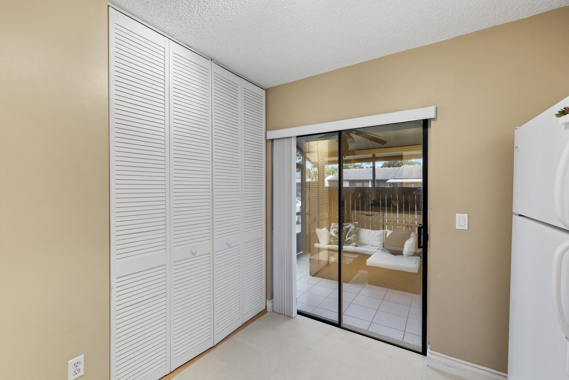 70 N Mahoris Drive