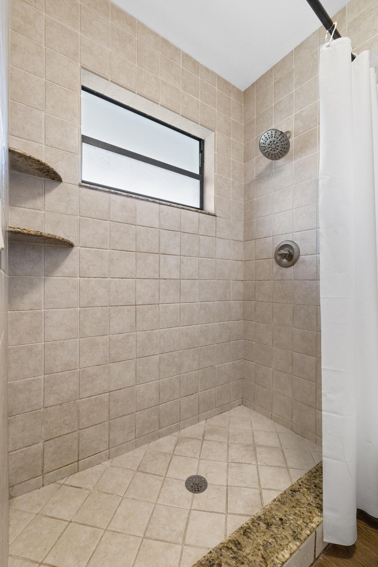 70 N Mahoris Drive