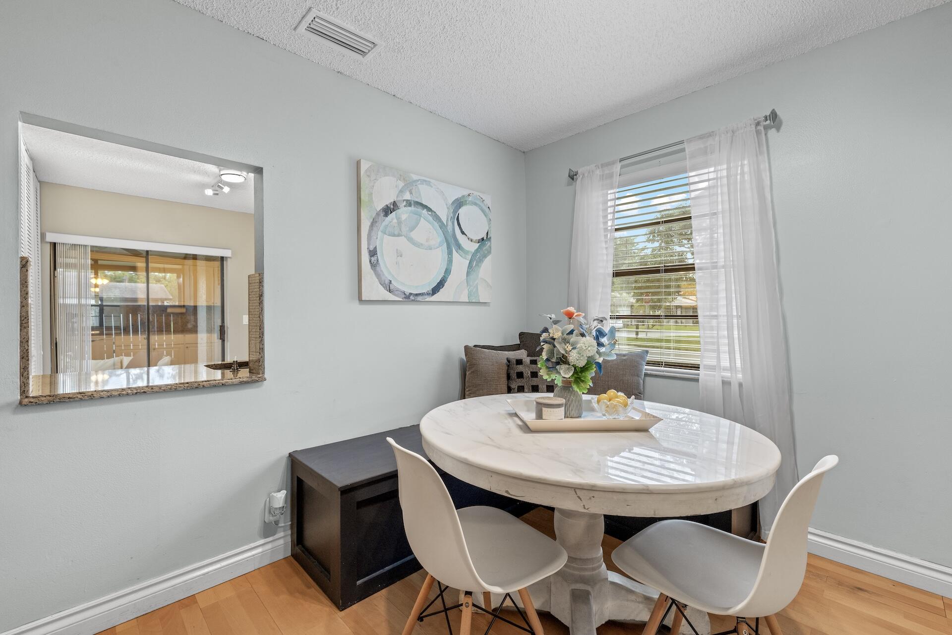 70 N Mahoris Drive