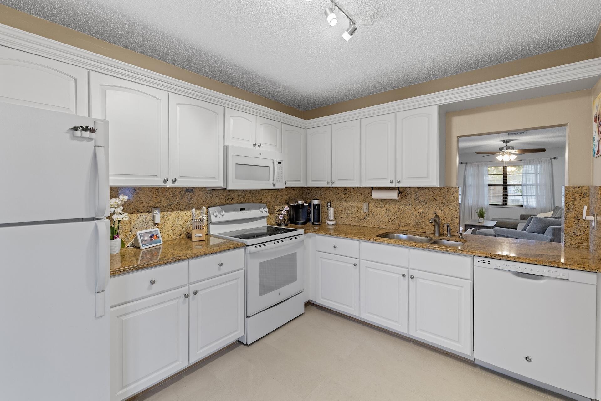 70 N Mahoris Drive