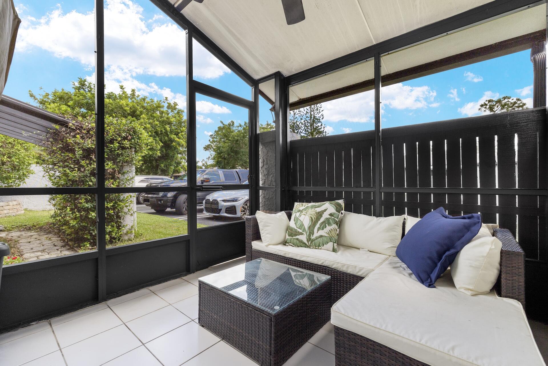 70 N Mahoris Drive