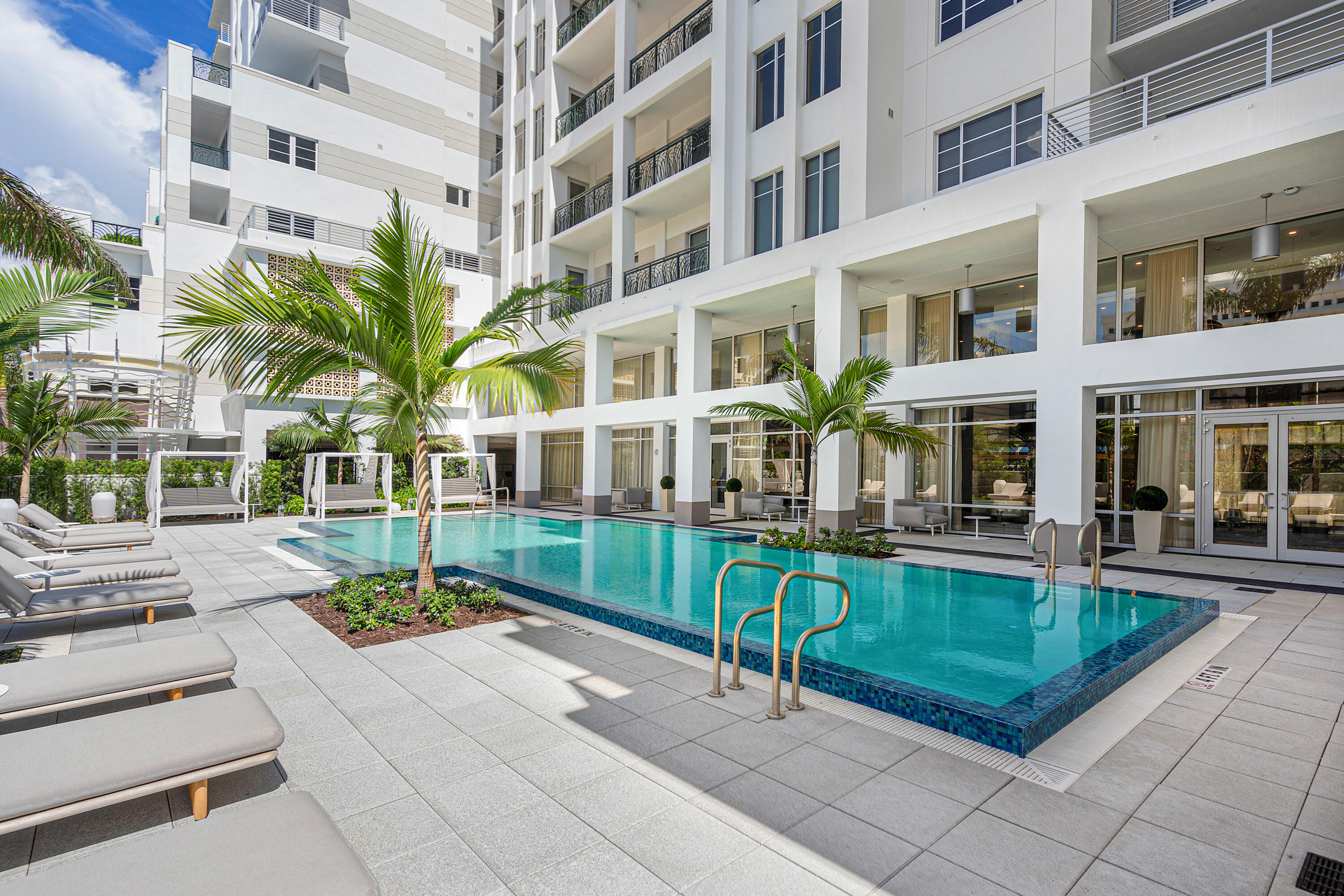 155 E Road 907