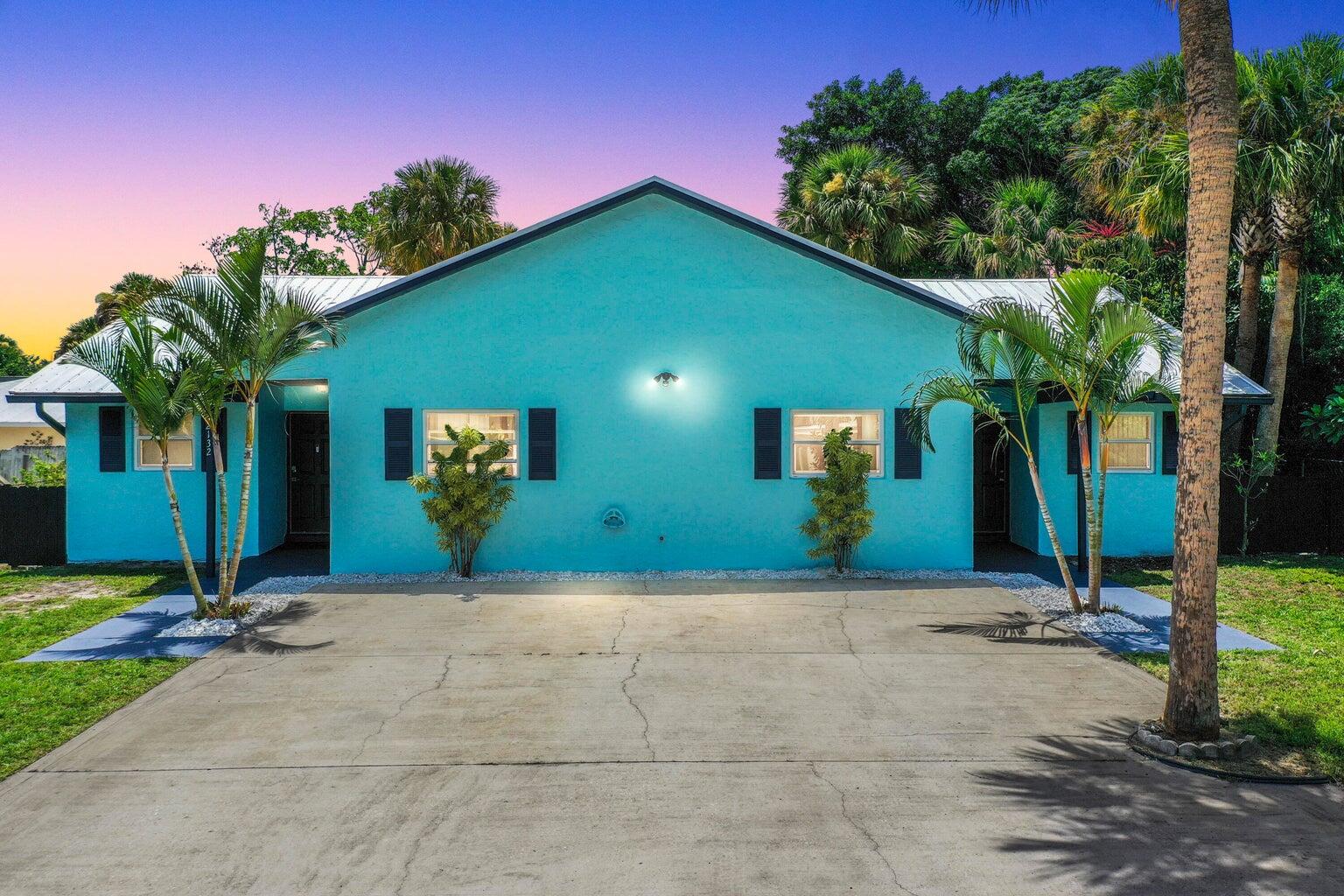 2134 NE Pelican Terrace