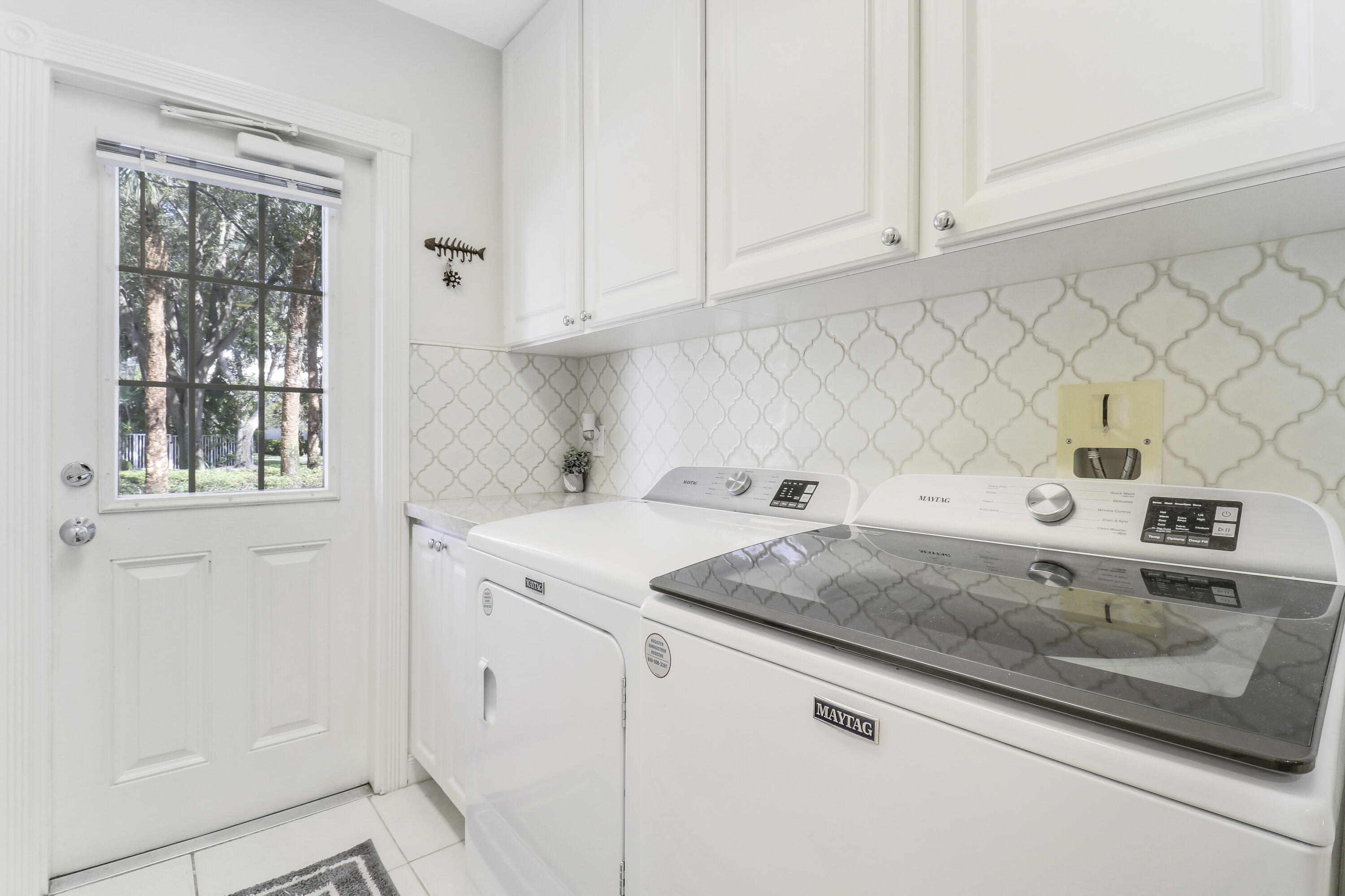 3111 E Community Drive Dr