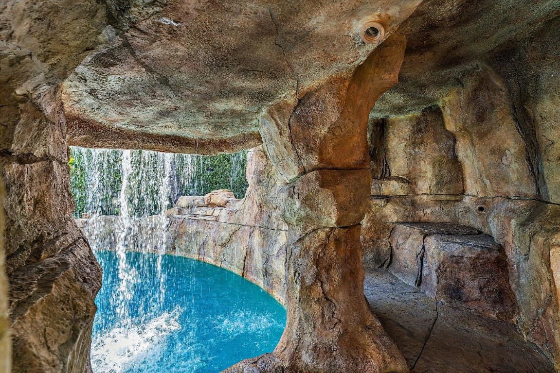 310 Edgewood Drive N, West Palm Beach