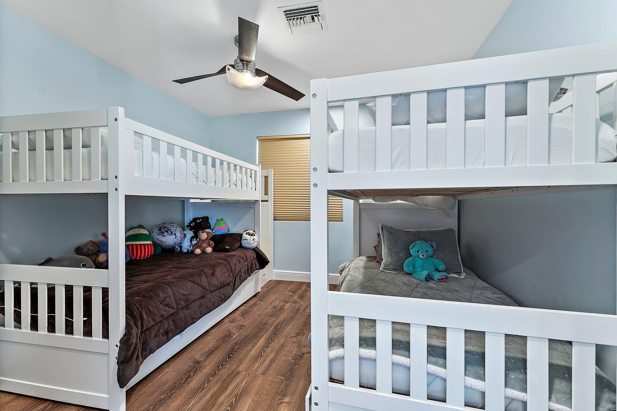 310 Edgewood Drive N, West Palm Beach