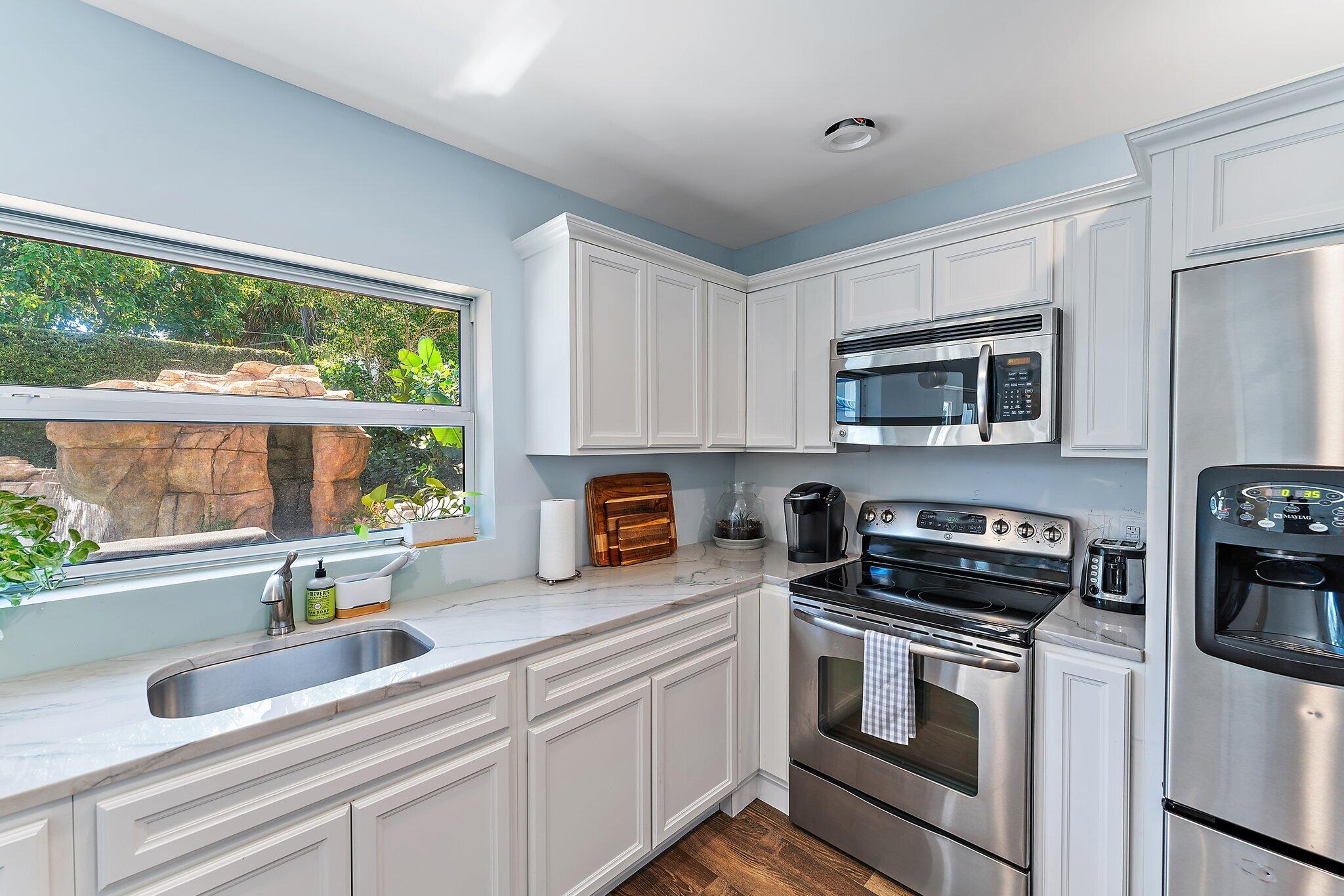 310 Edgewood Drive N, West Palm Beach