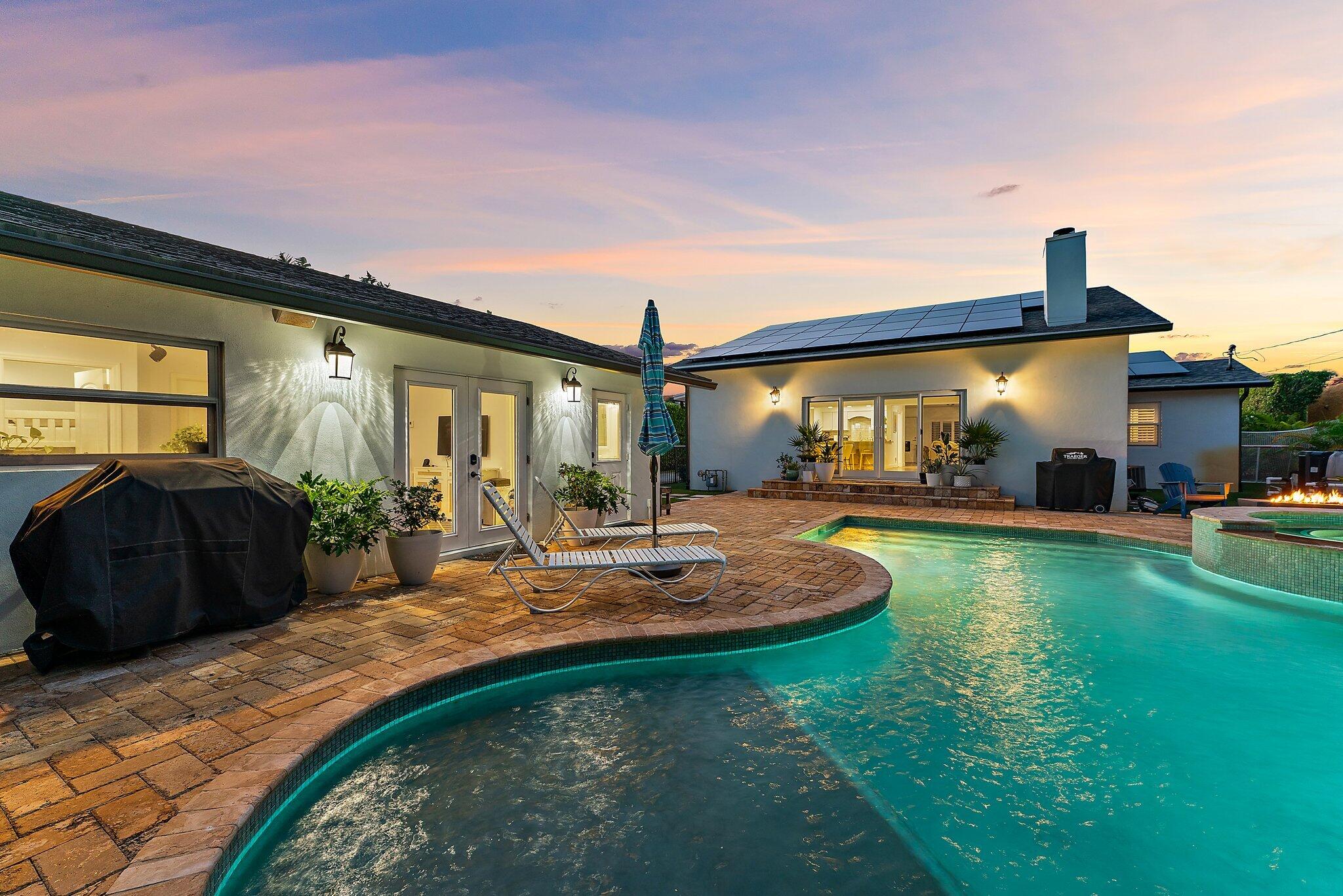 310 Edgewood Drive N, West Palm Beach