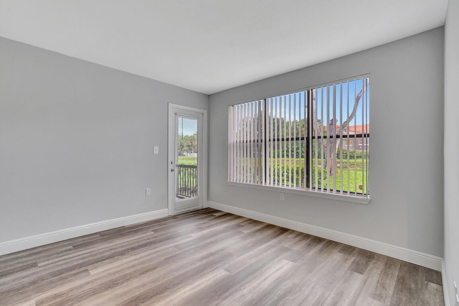 2317 N Congress Avenue 16