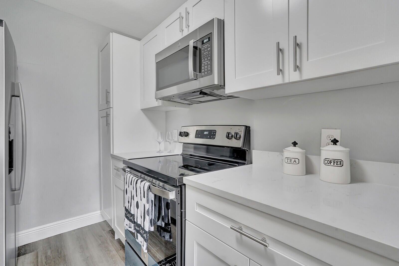 2317 N Congress Avenue 16