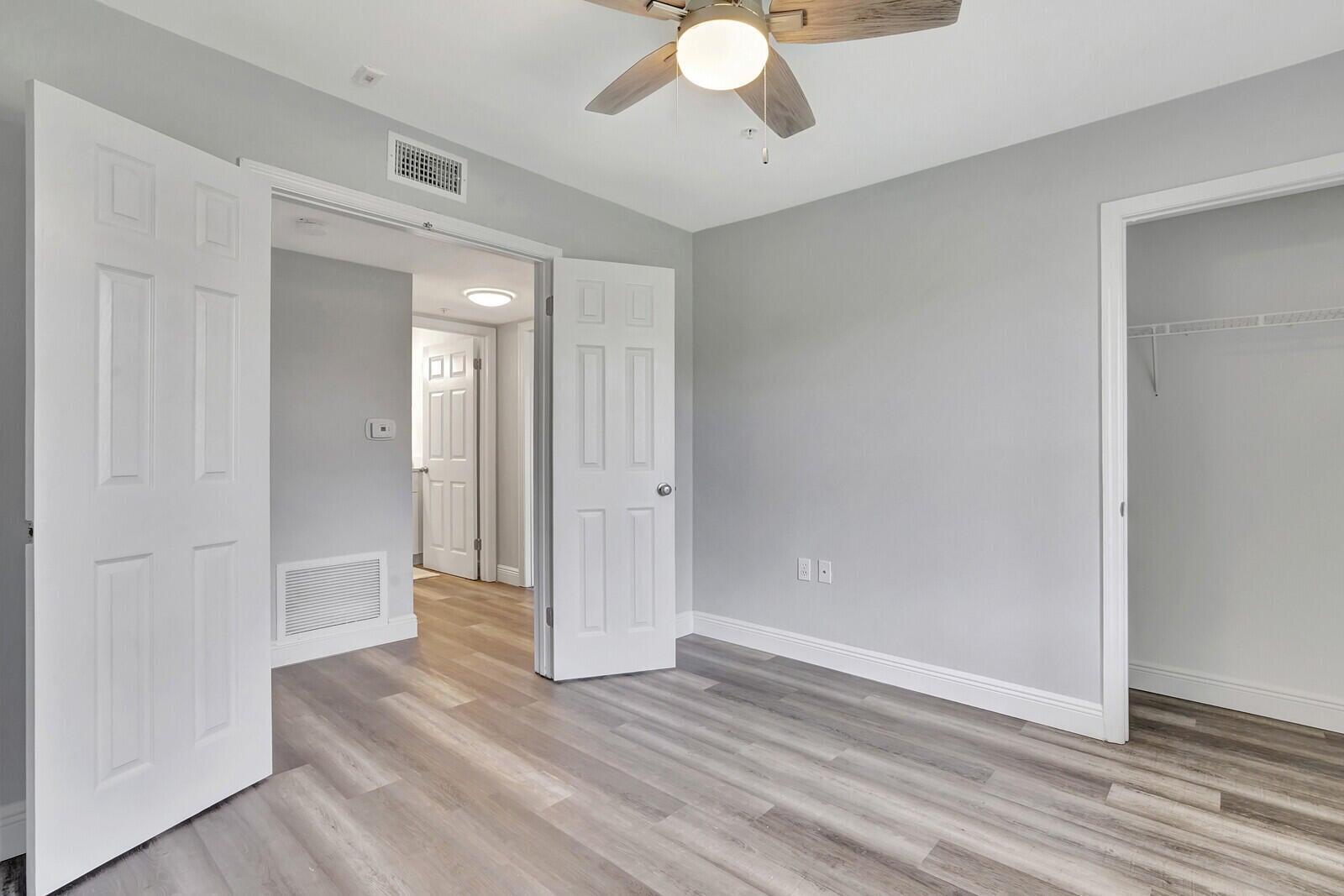 2317 N Congress Avenue 16