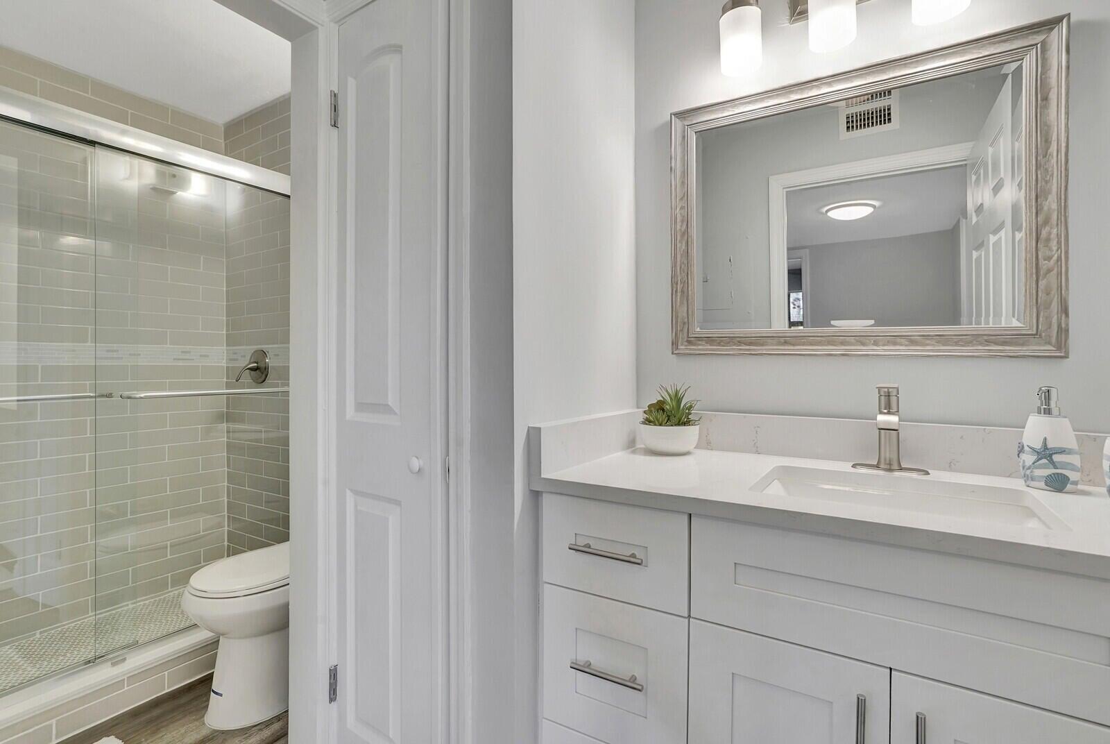 2317 N Congress Avenue 16