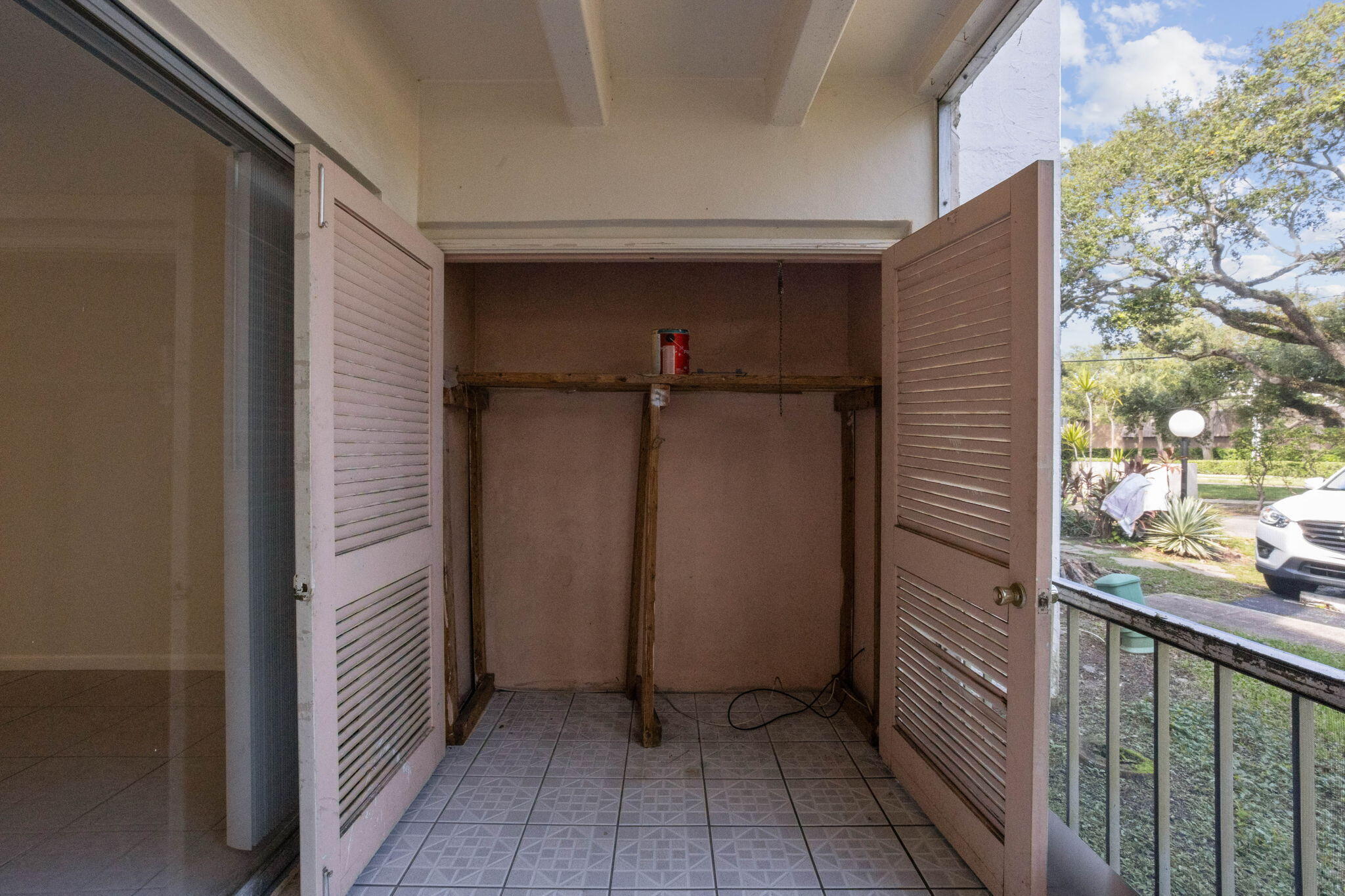 616 NW 13th Street 16