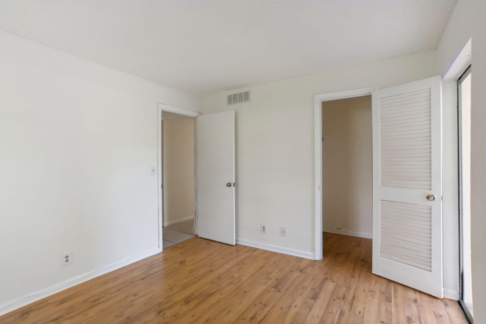 616 NW 13th Street 16