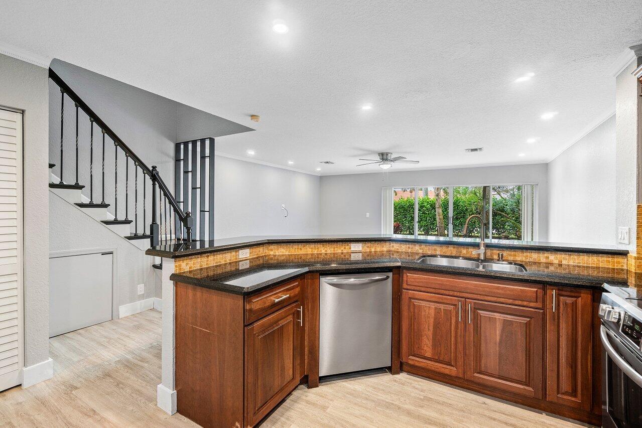9498 Boca River Circle, Boca Raton