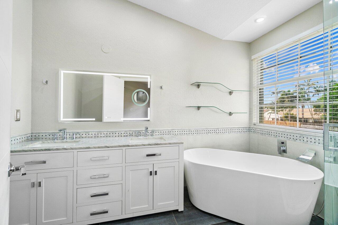 9498 Boca River Circle, Boca Raton