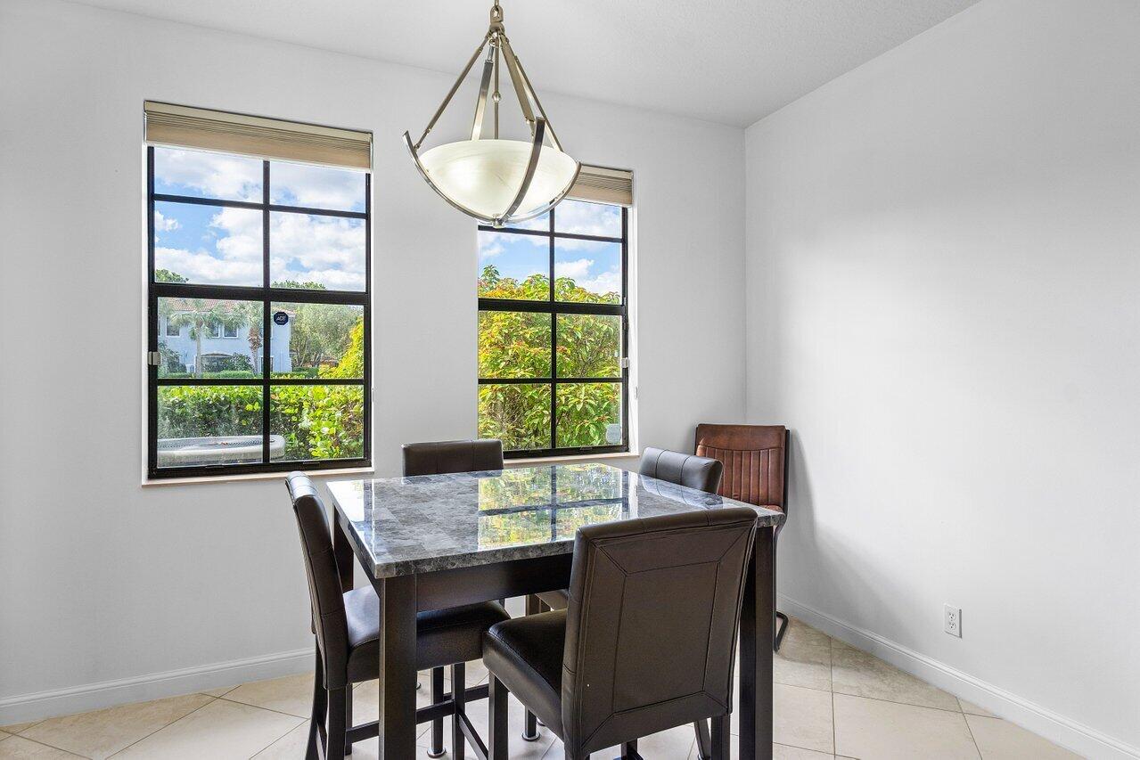 172 W Astor Circle, Delray Beach