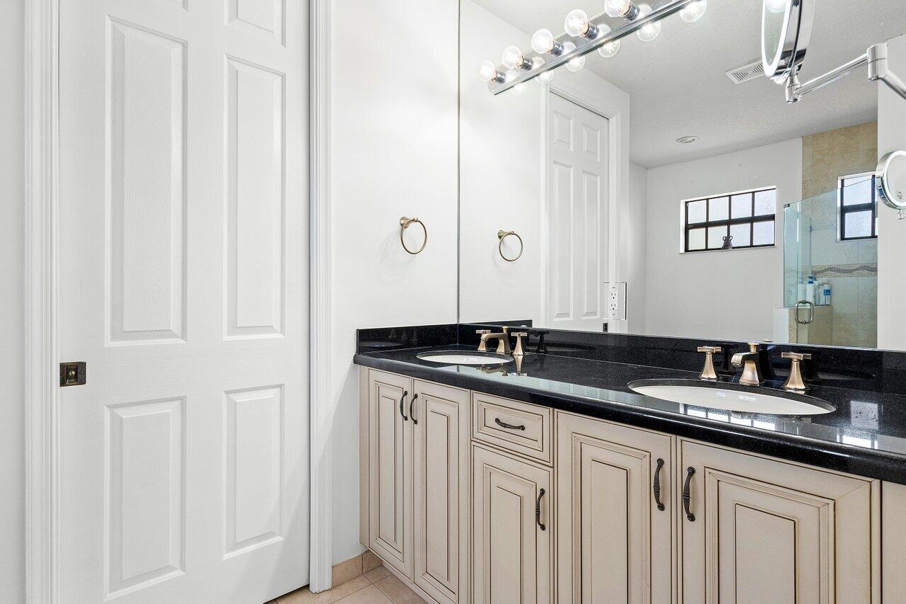 172 W Astor Circle, Delray Beach