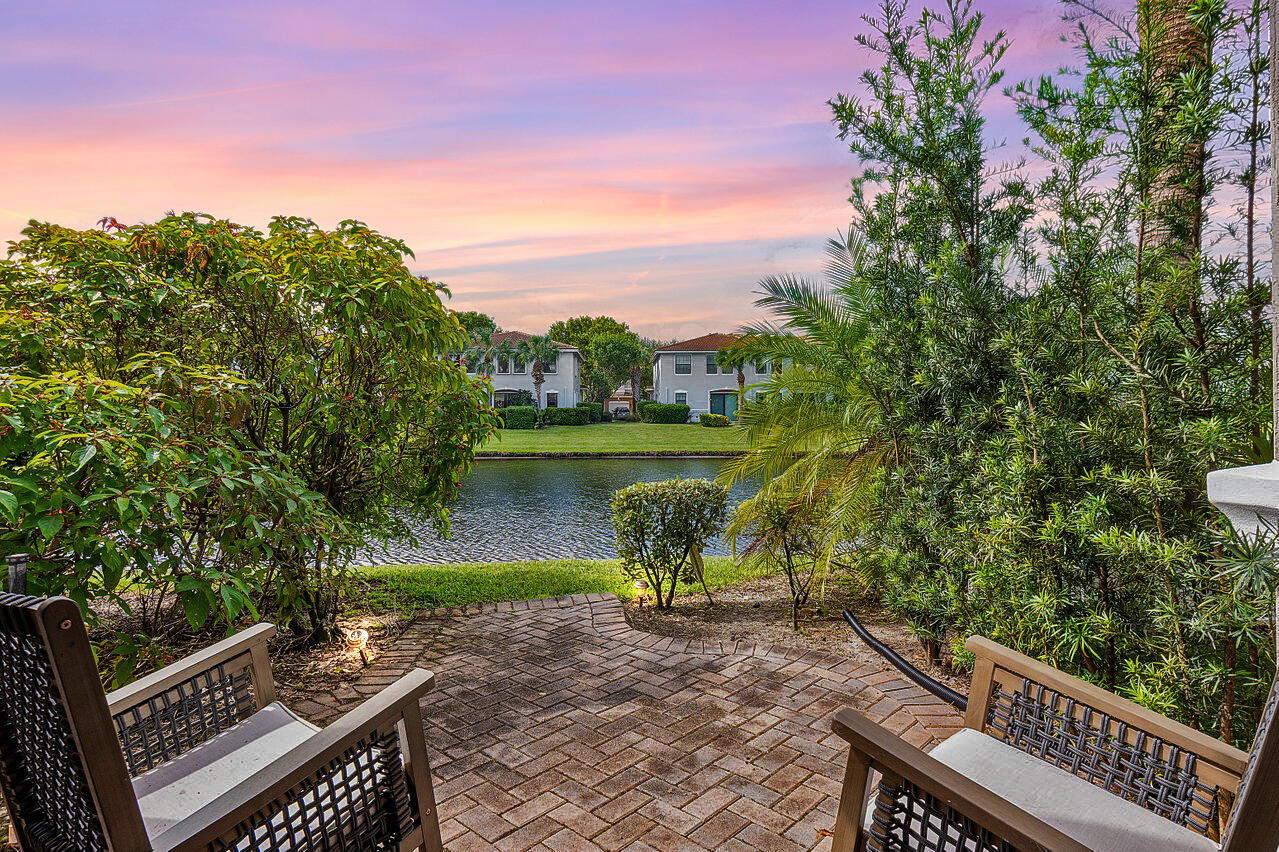 172 W Astor Circle, Delray Beach