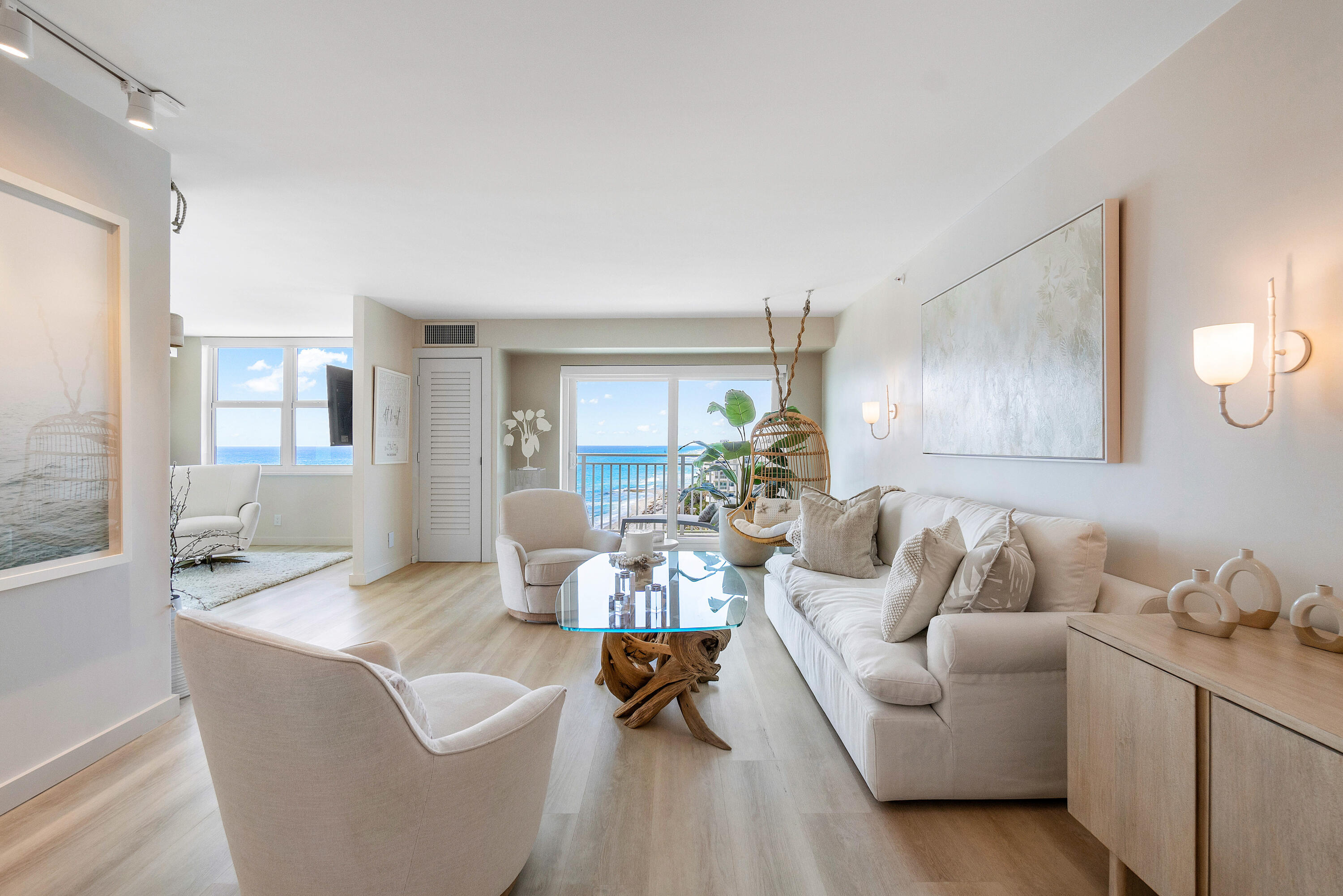 4511 S Ocean Boulevard 907