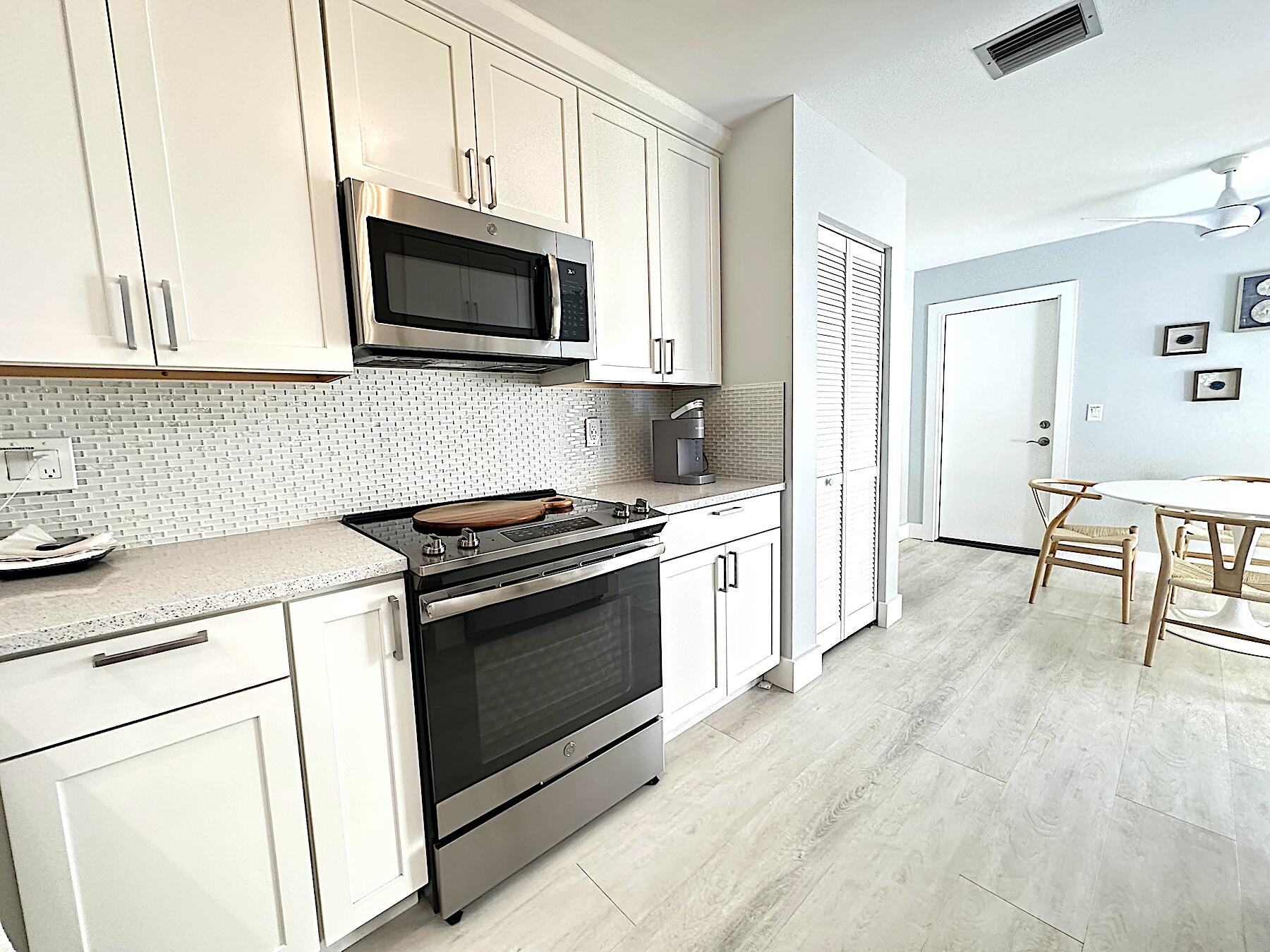 5355 10th Fairway Drive Unit #2, Delray Beach Unit: Unit #2