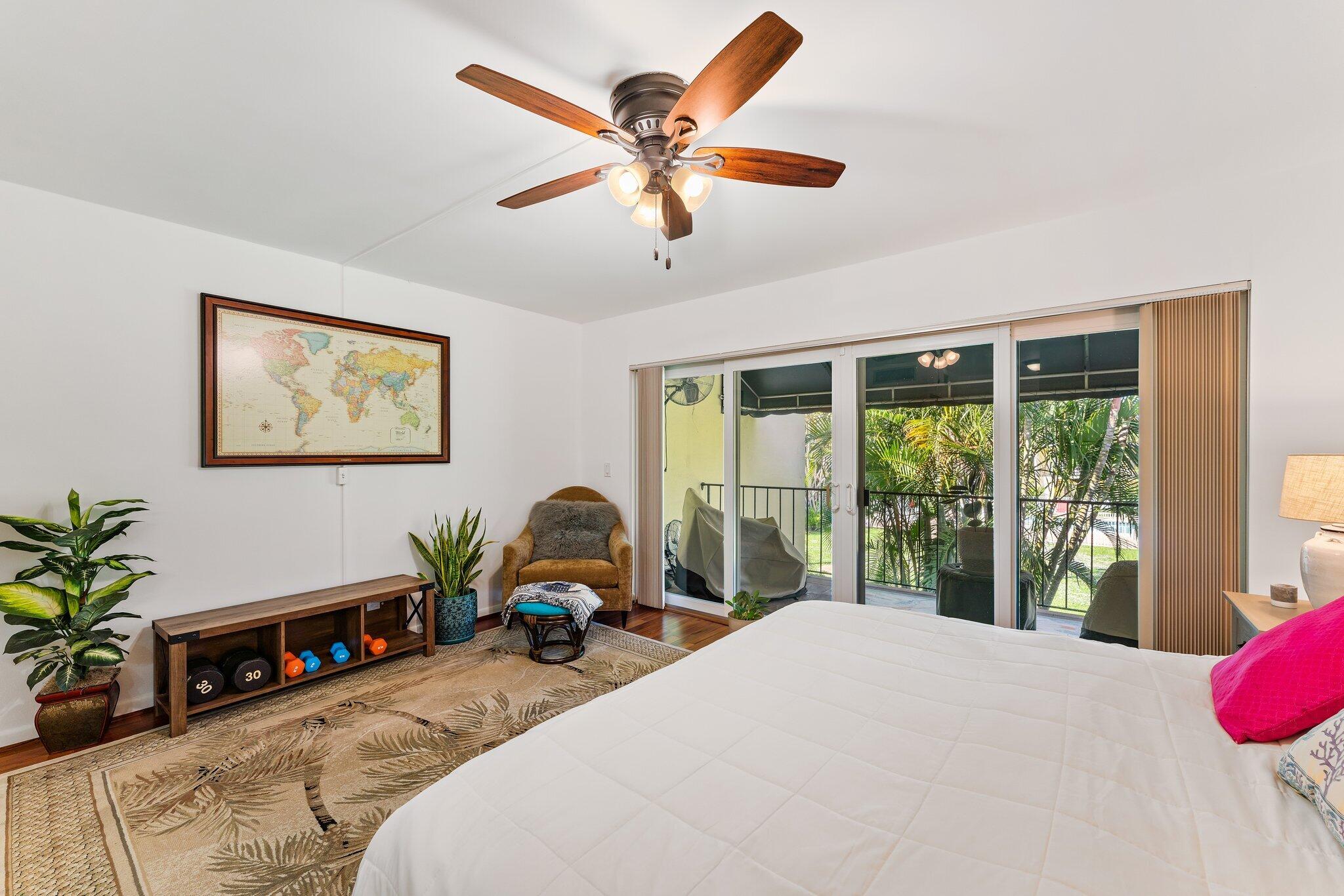 390 Golfview Road D, North Palm Beach Unit: D
