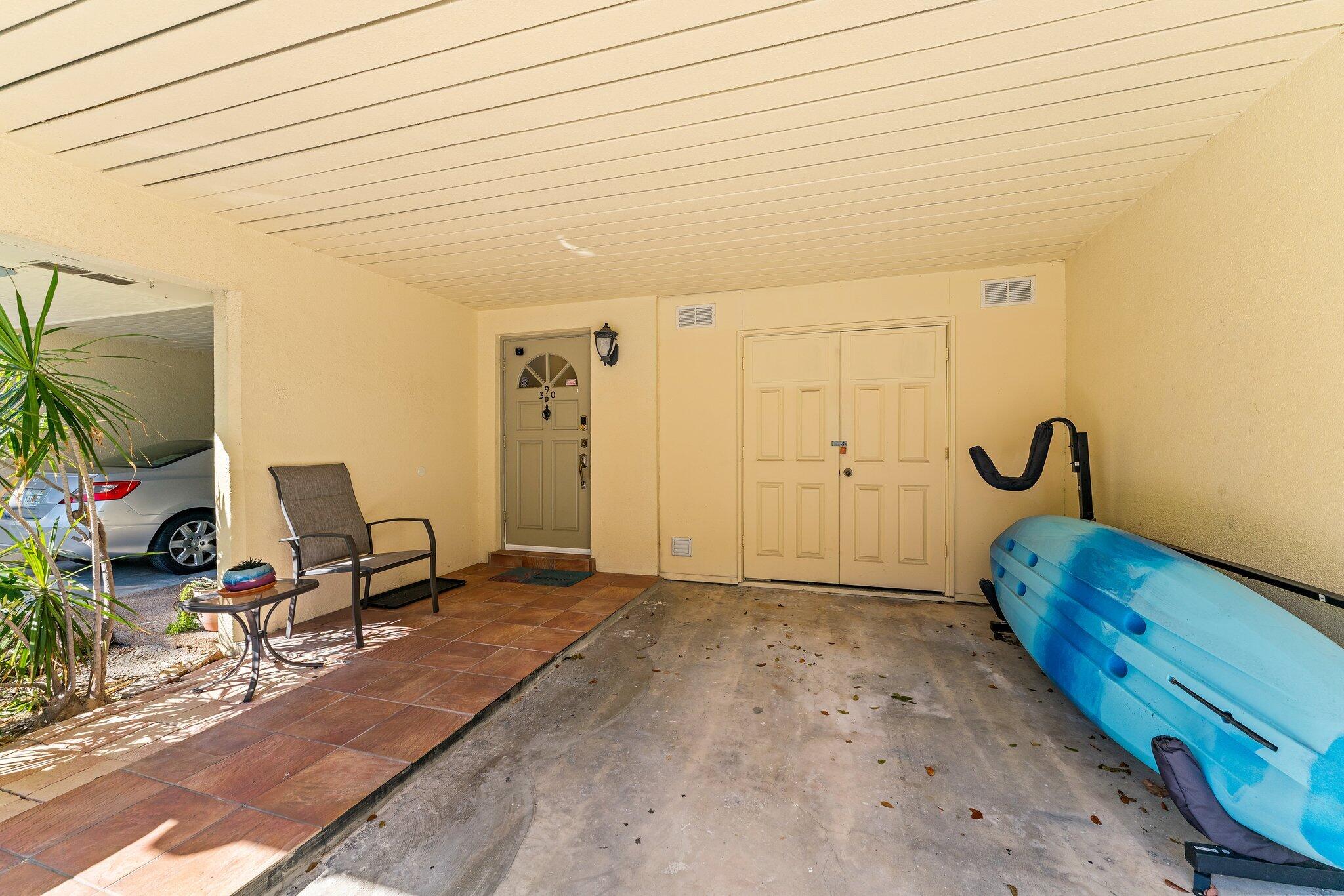 390 Golfview Road D, North Palm Beach Unit: D