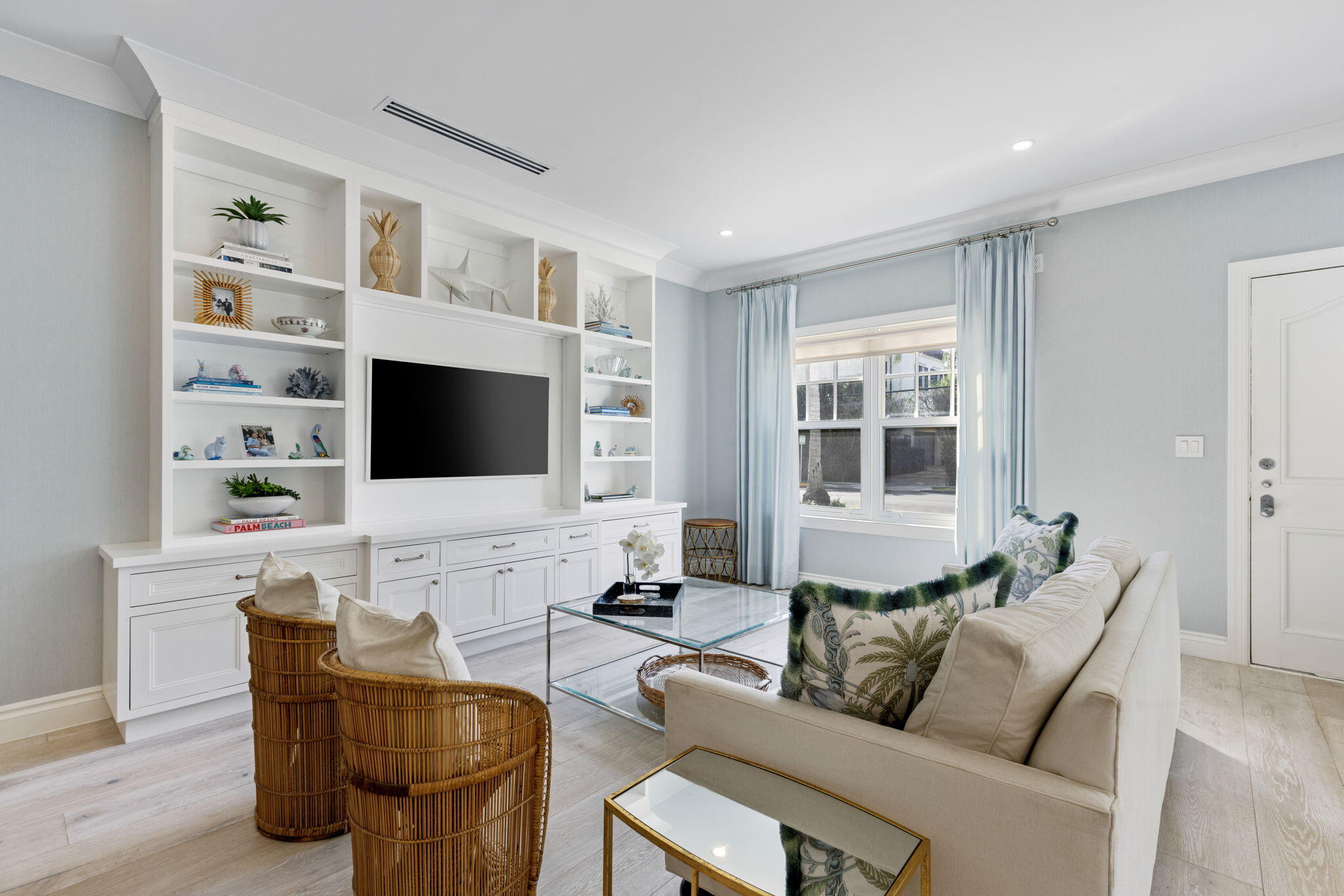 311 Cocoanut Row 101, Palm Beach Unit: 101