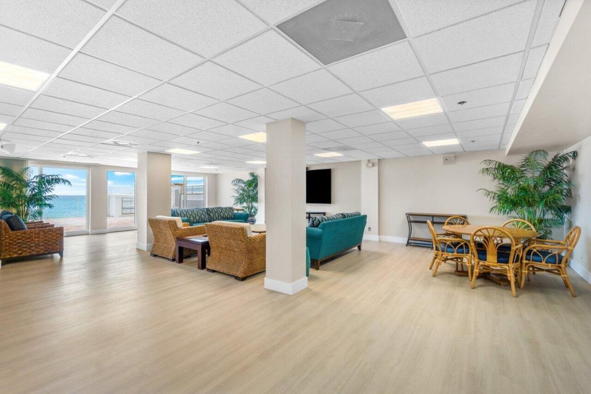 4505 S Ocean Boulevard 203, Highland Beach Unit: 203