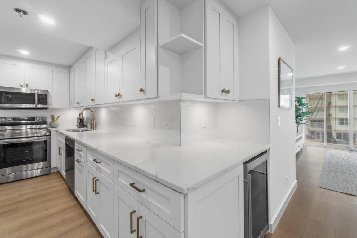 4505 S Ocean Boulevard 203, Highland Beach Unit: 203