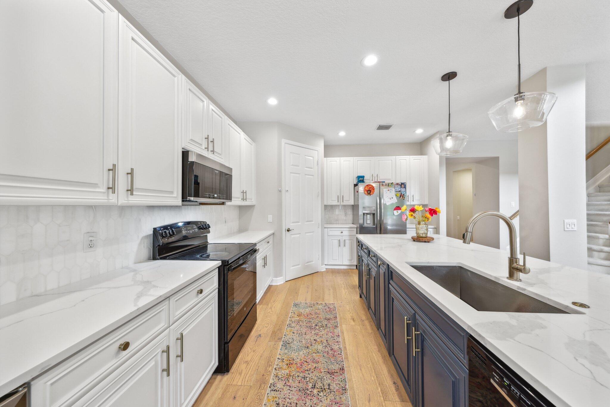 423 Meadowlark Drive