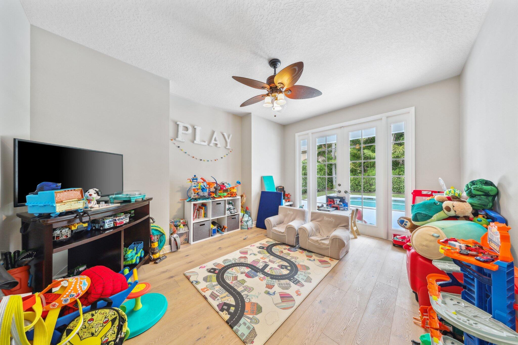 423 Meadowlark Drive