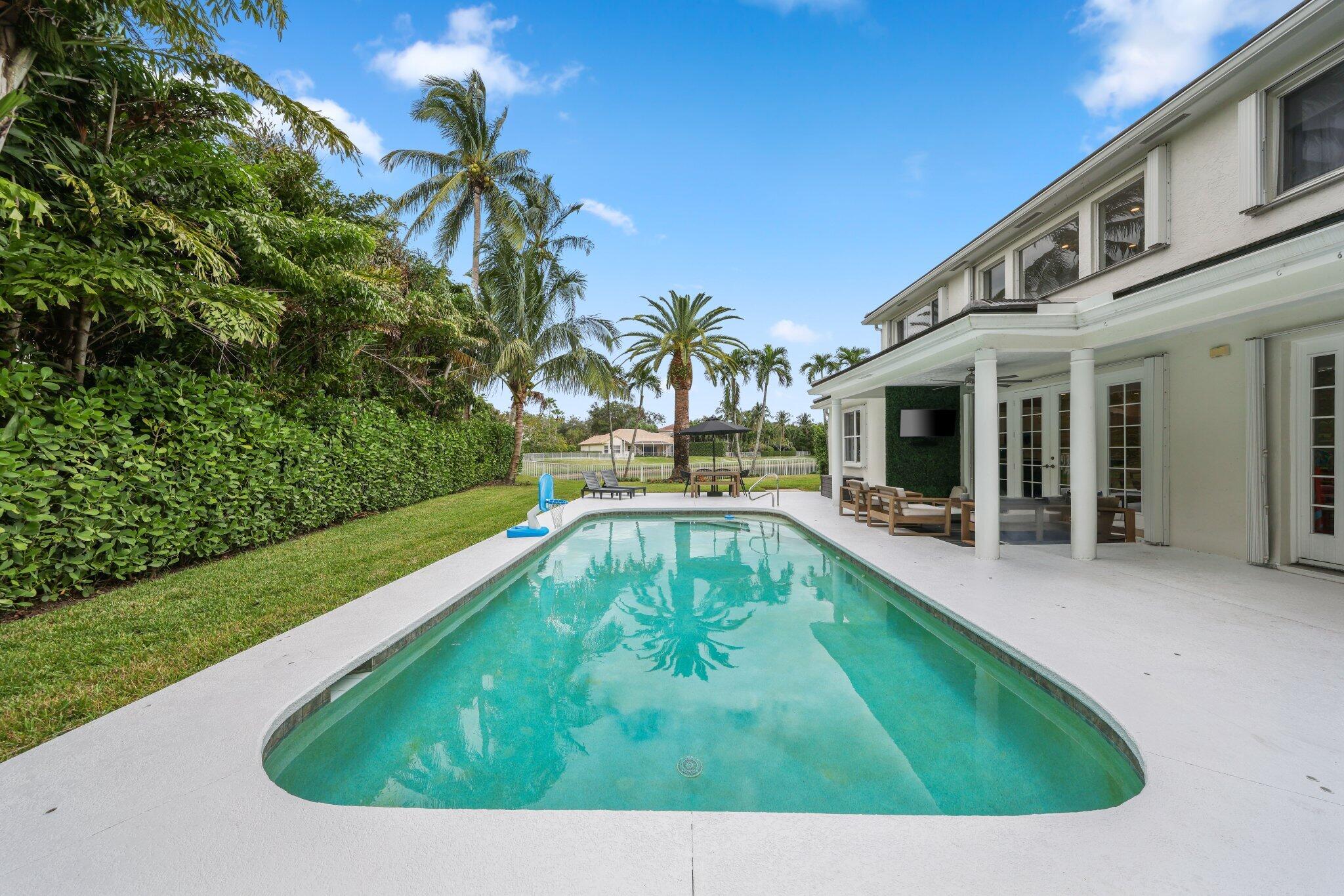 423 Meadowlark Drive