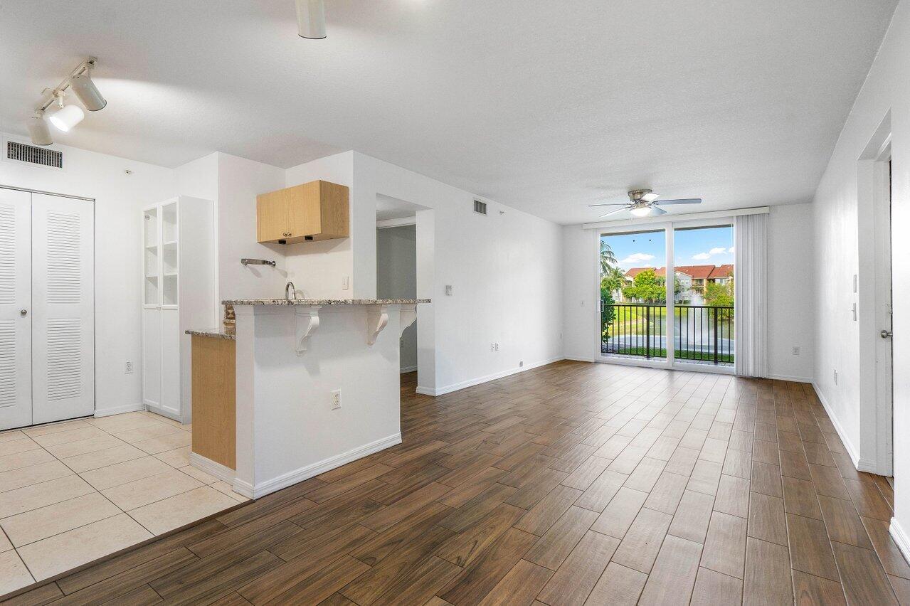 106 Villa Circle 106, Boynton Beach Unit: 106