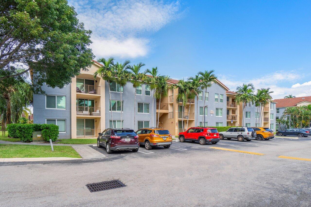 106 Villa Circle 106, Boynton Beach Unit: 106
