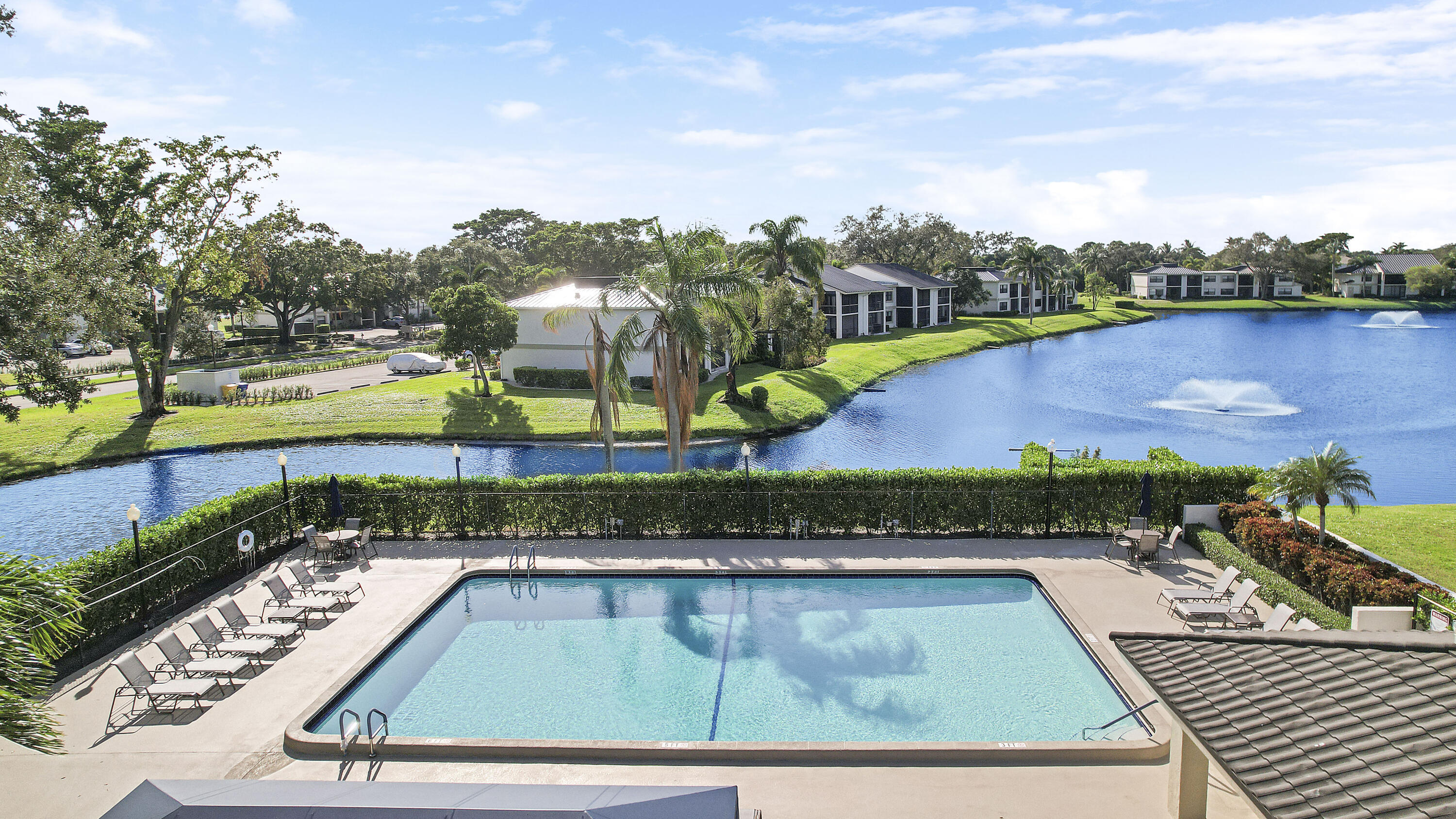 6928 Briarlake Circle 102