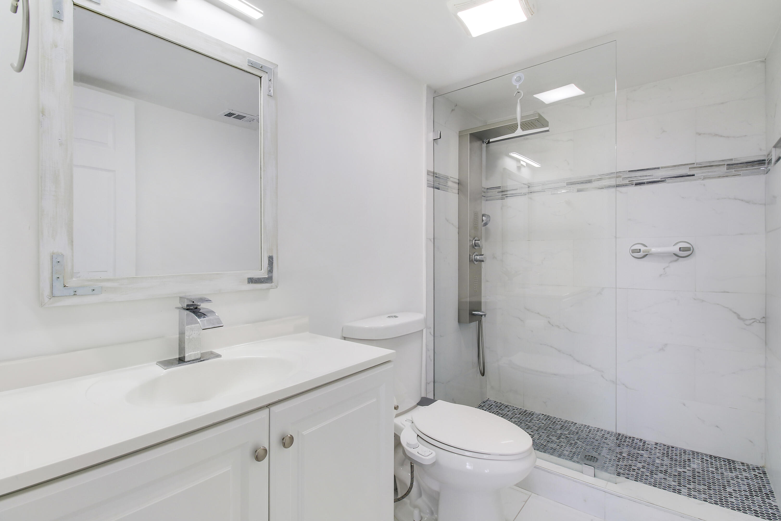 6928 Briarlake Circle 102