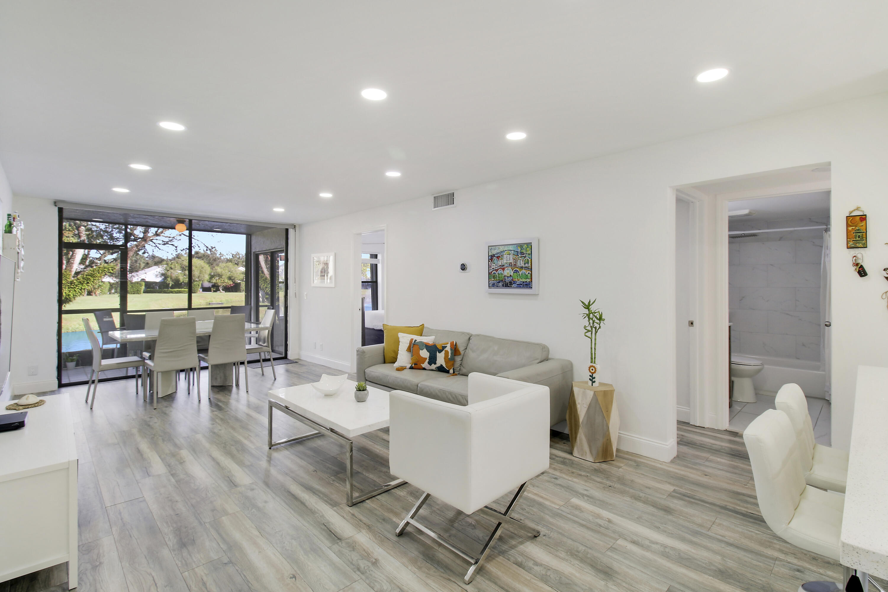 6928 Briarlake Circle 102