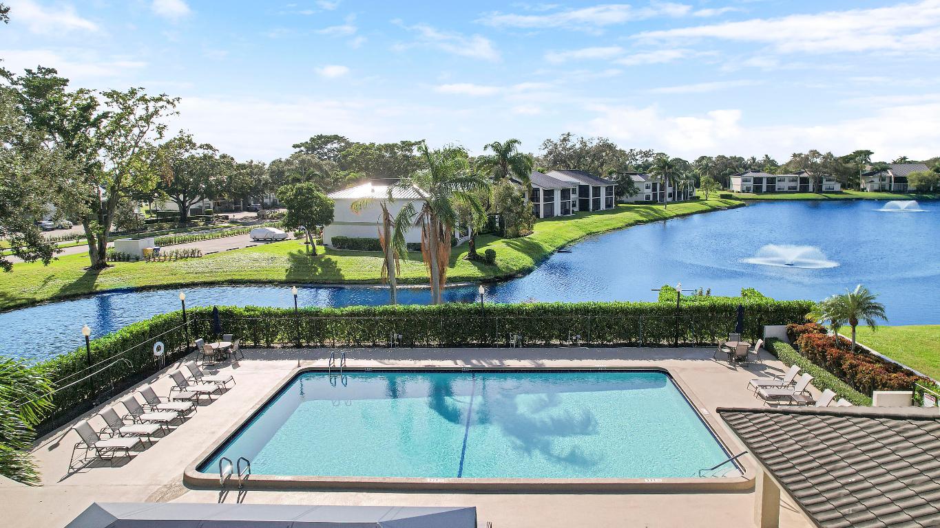 6928 Briarlake Circle 102