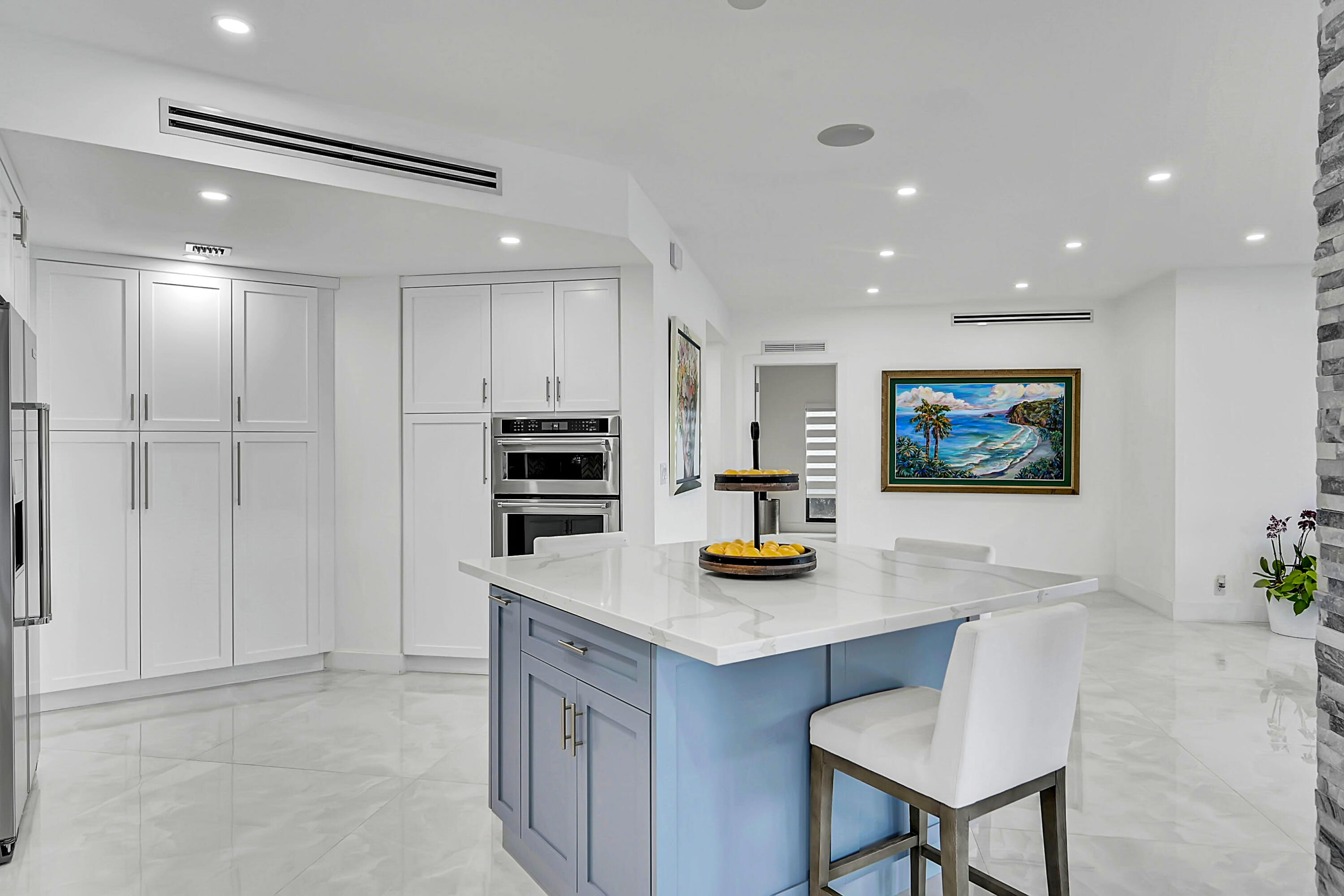 800 Andrews Avenue 9