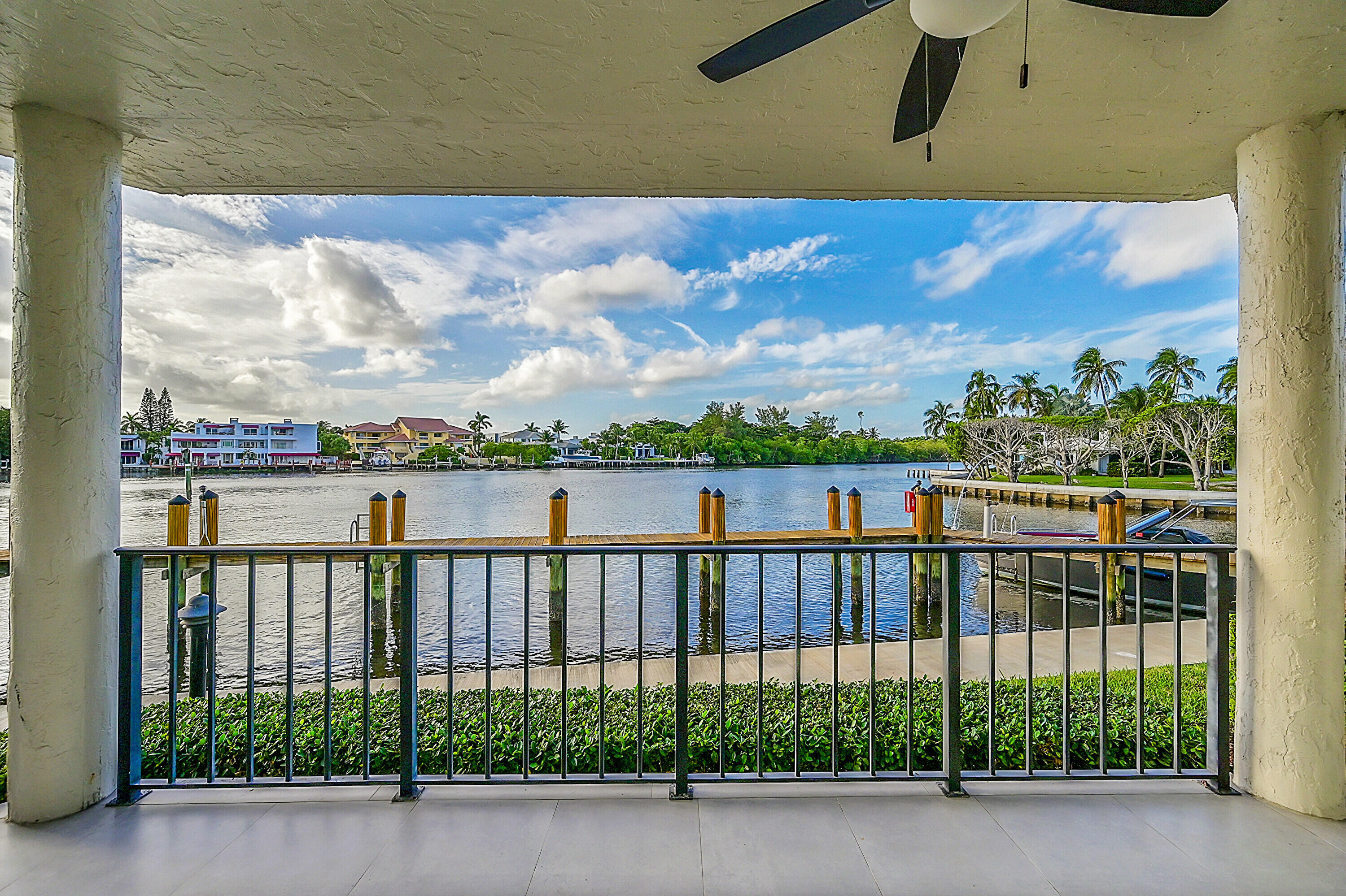 800 Andrews Avenue 9