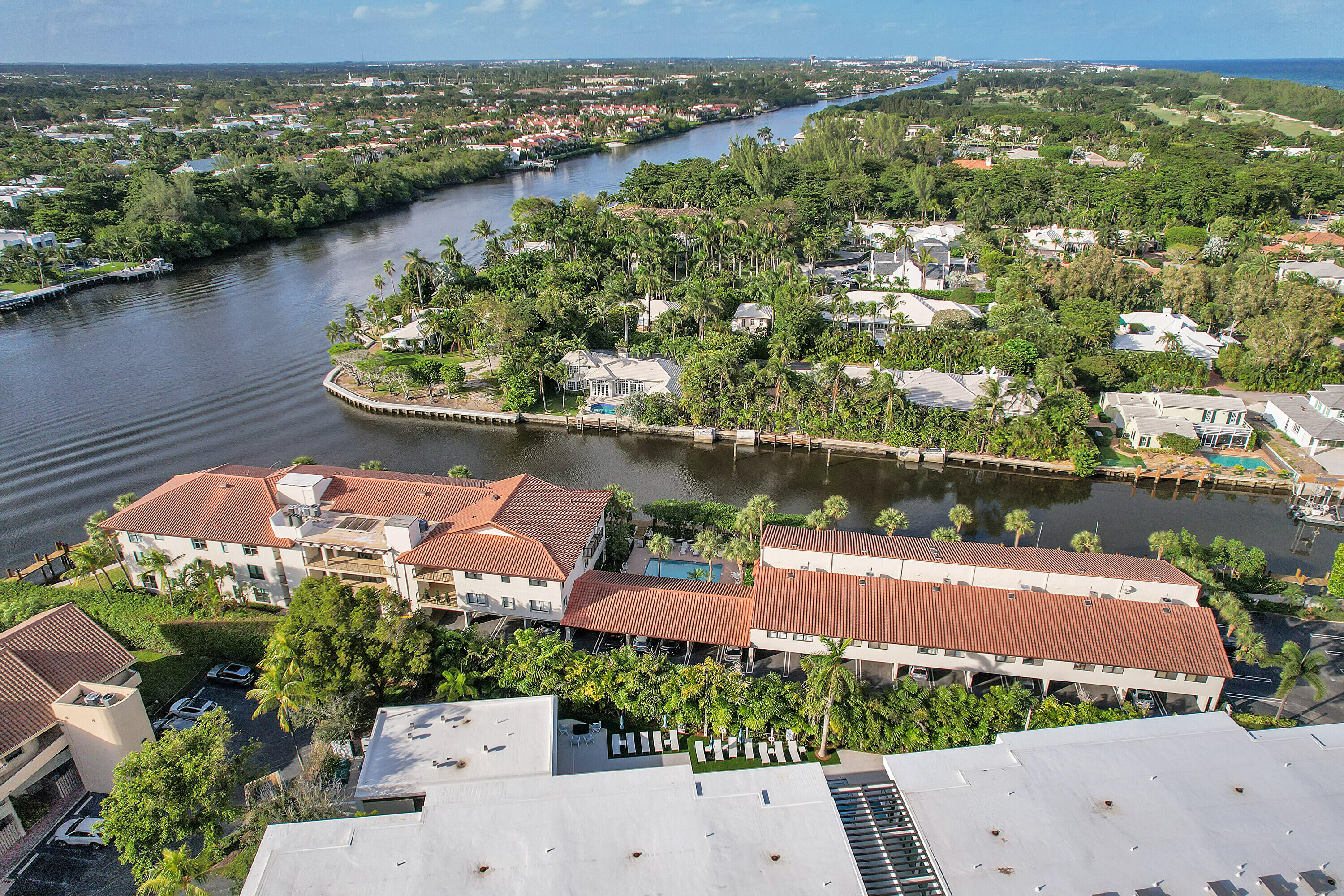 800 Andrews Avenue 9