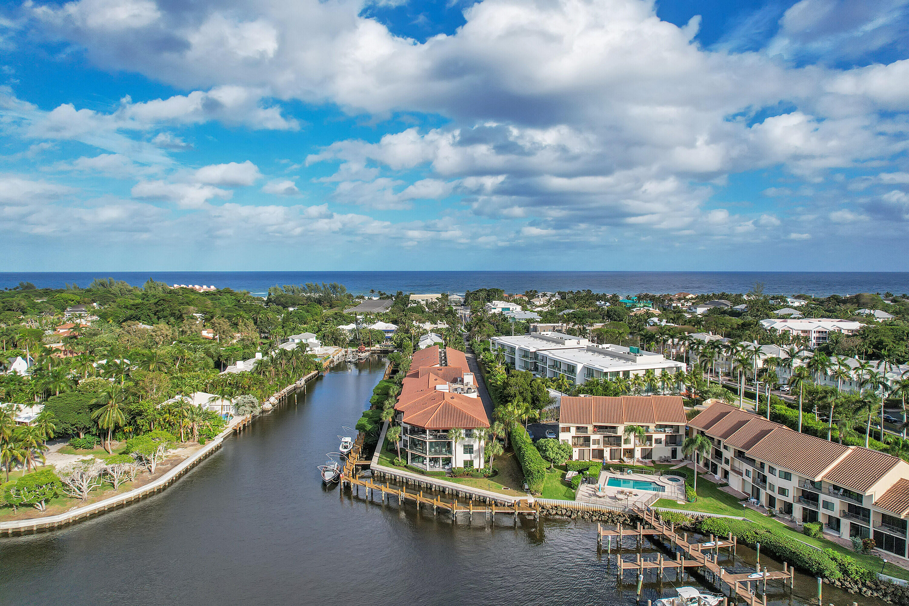 800 Andrews Avenue 9